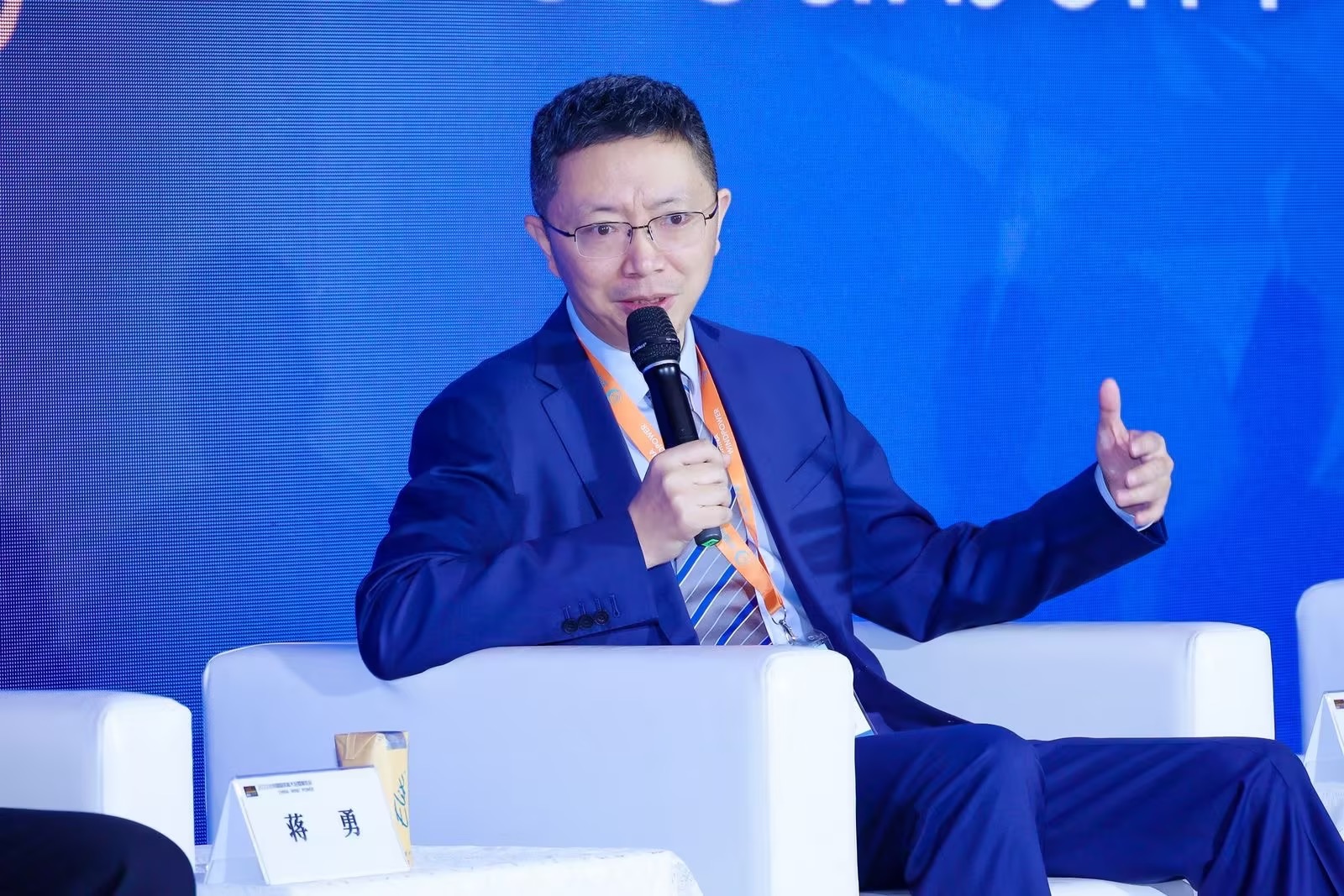 4001老百汇net(集团)NO.1官方网站