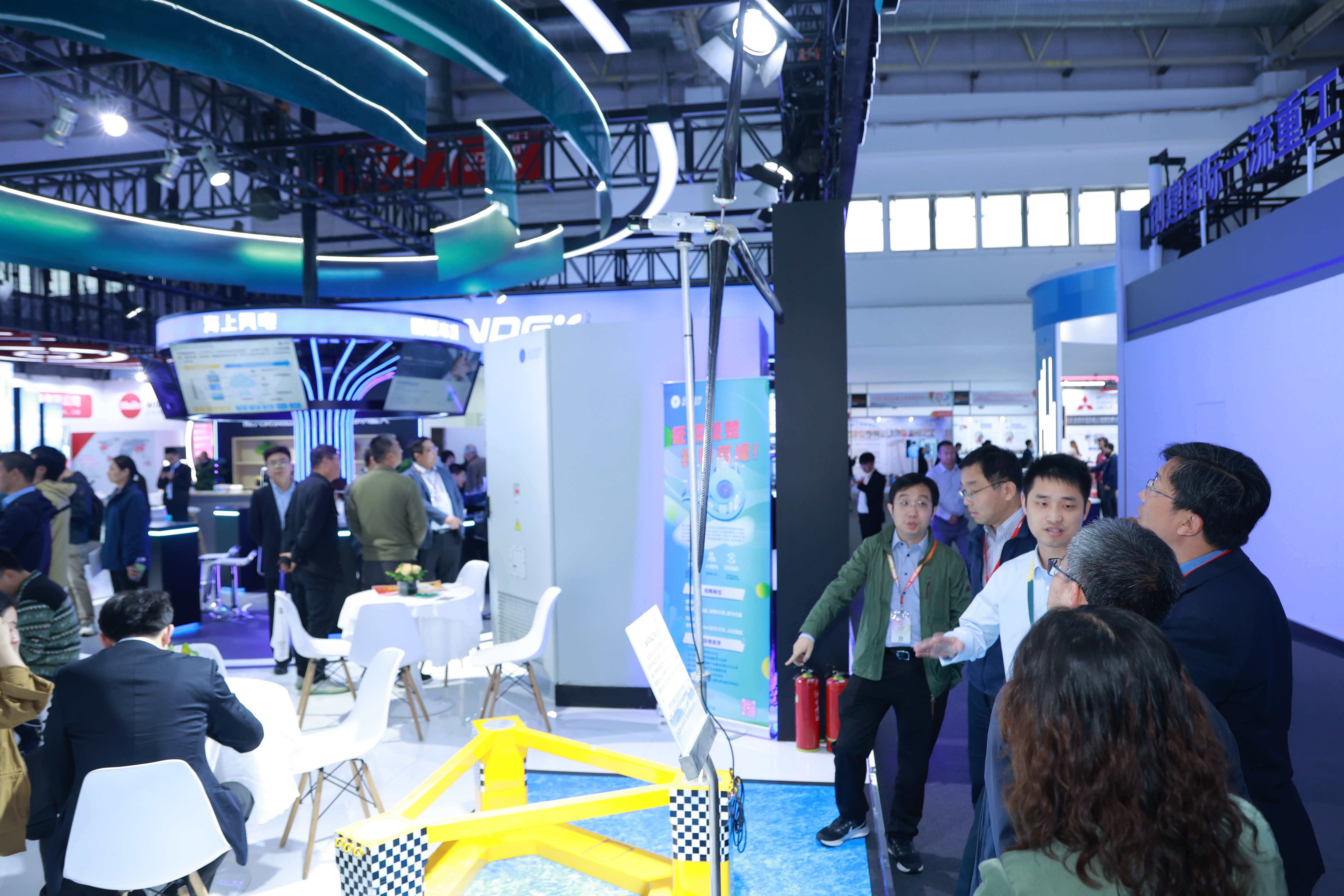 4001老百汇net(集团)NO.1官方网站