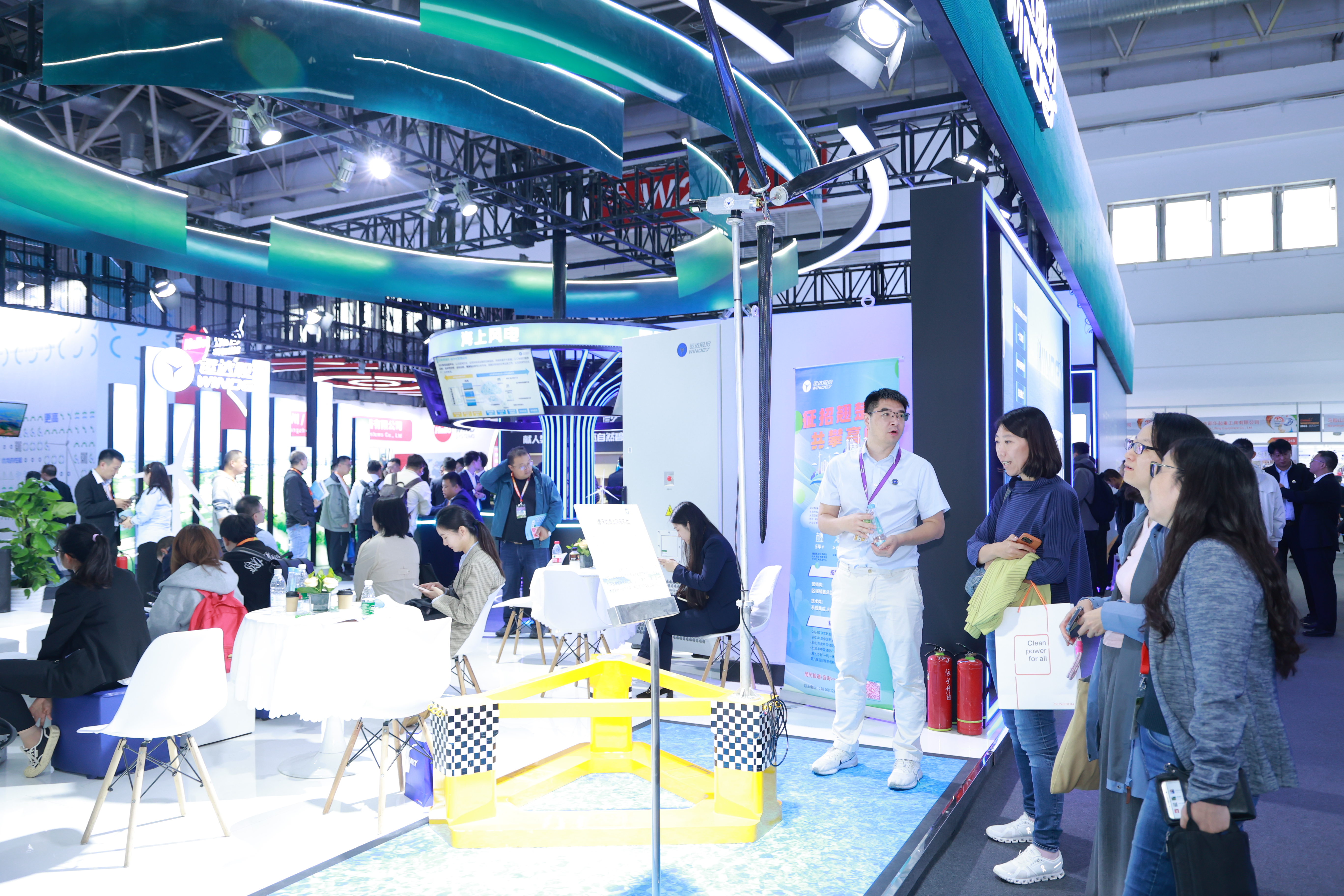 4001老百汇net(集团)NO.1官方网站