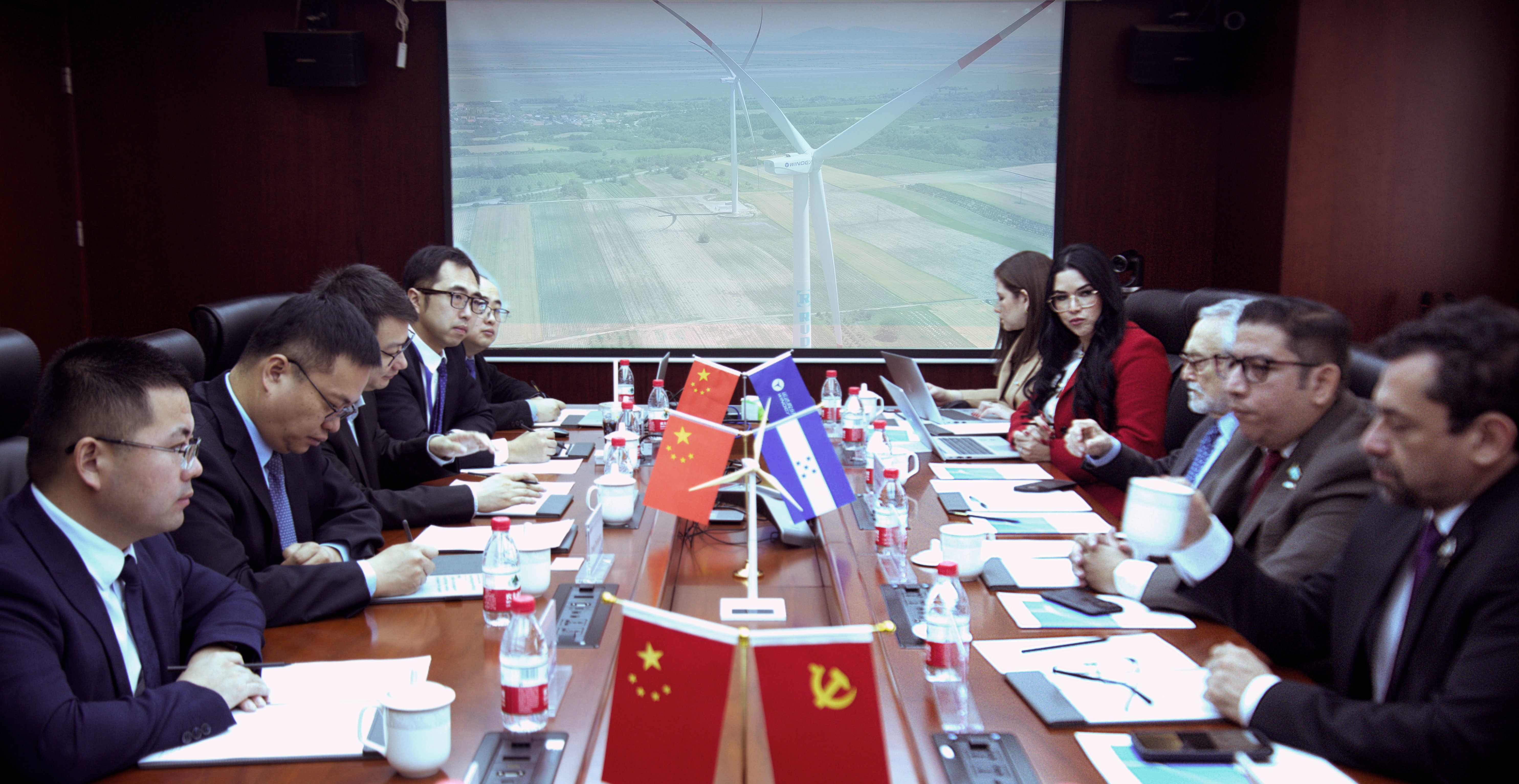 4001老百汇net(集团)NO.1官方网站