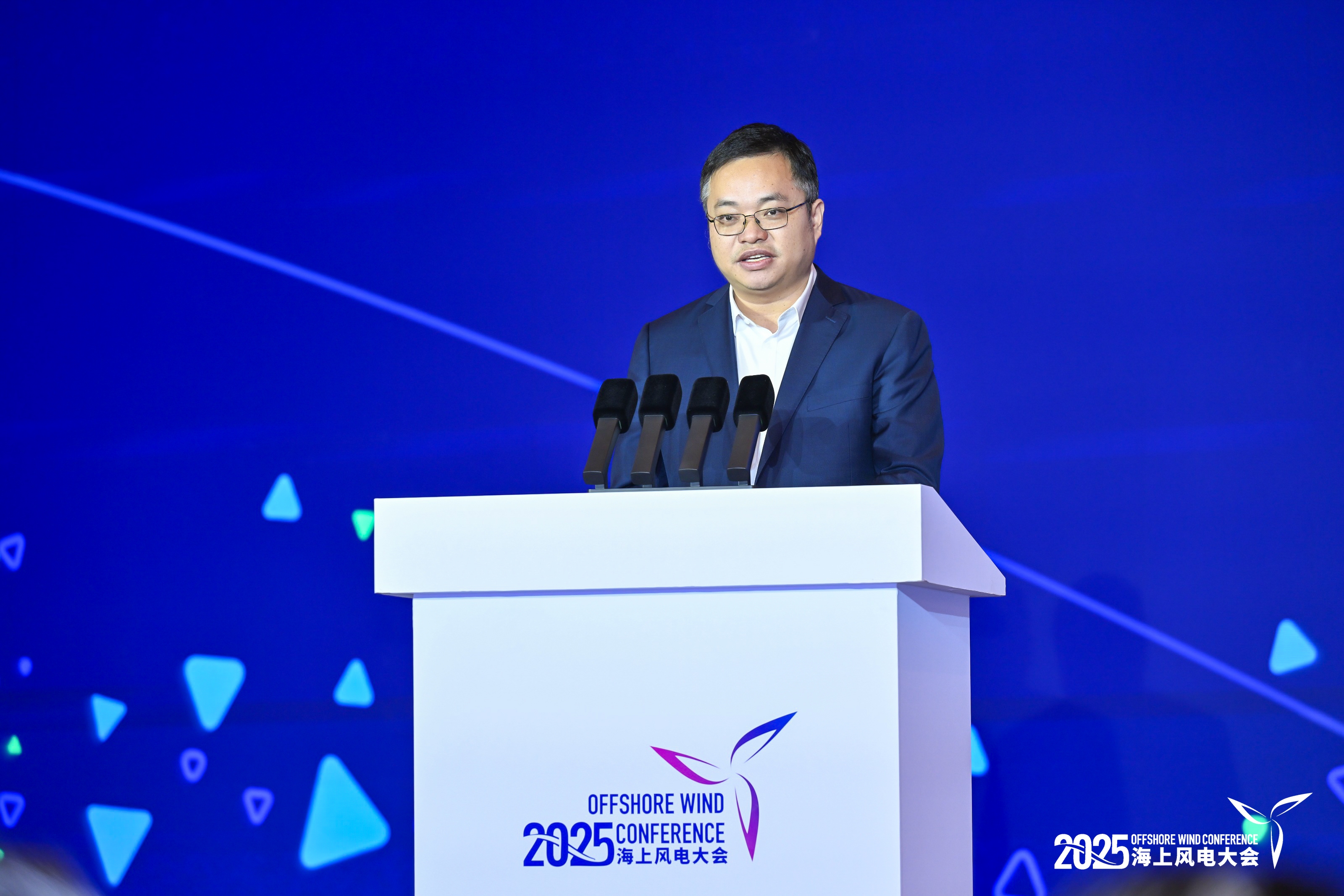 4001老百汇net(集团)NO.1官方网站