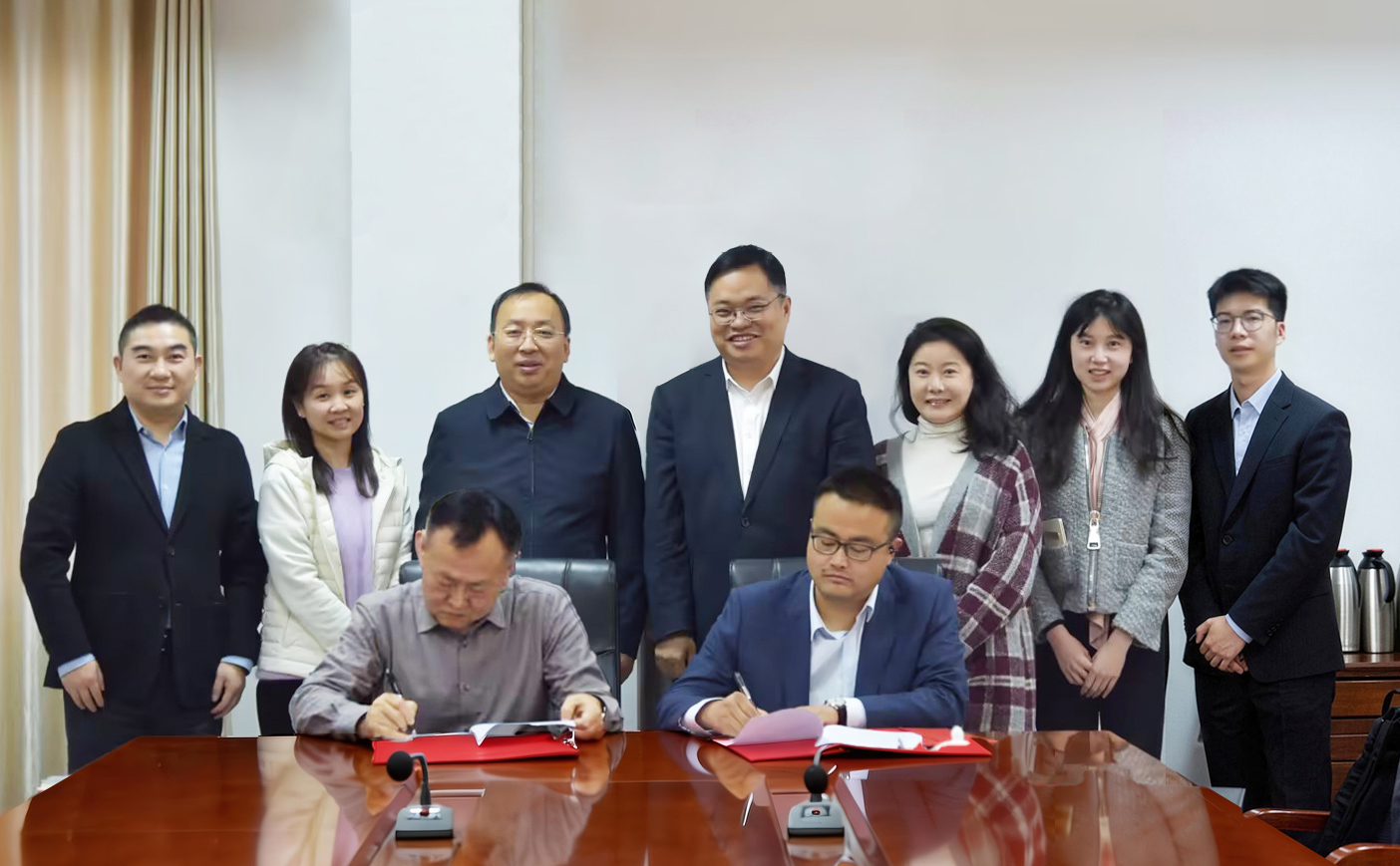 4001老百汇net(集团)NO.1官方网站